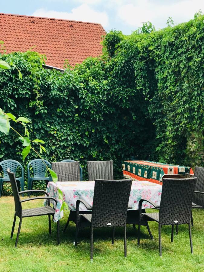 Aranyló apartmanház Hajduszoboszlo Exterior foto
